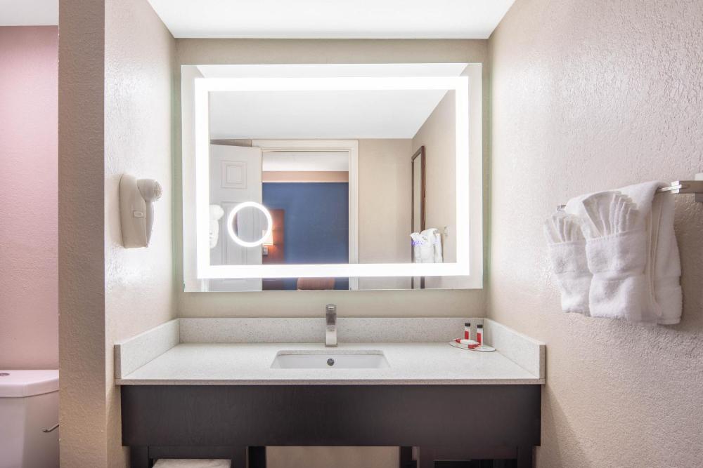 King Room interior